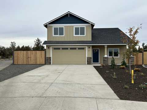 4999 SW Yew Place, Redmond, OR 97756