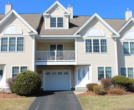 96 Carrington Ln, Uxbridge, MA 01569