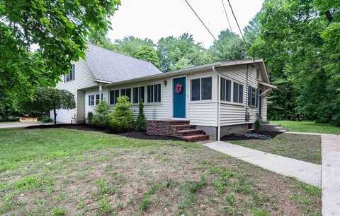 62 Summer Street, Medway, MA 02053