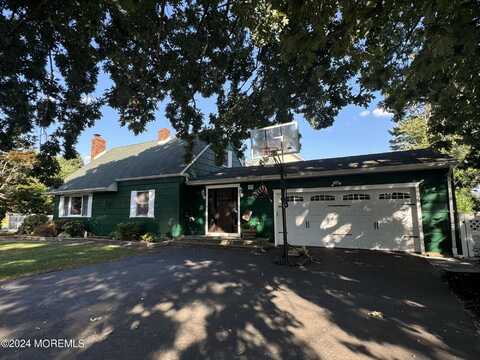 27 Laurelhurst Drive, Brick, NJ 08724