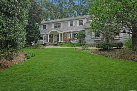 10 Enchanted Woods, Miller Place, NY 11764