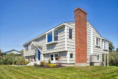 36 Surf Lane, Kennebunk, ME 04043