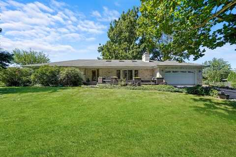 9040 S 83rd Avenue, Hickory Hills, IL 60457