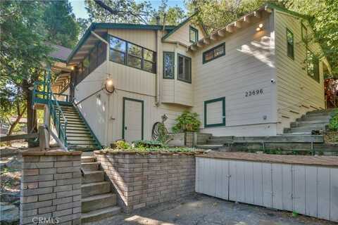 23696 Manzanita Drive, Crestline, CA 92325