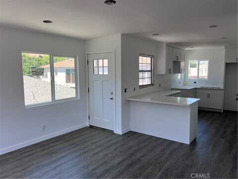 2458 Chestnut Avenue A, Long Beach, CA 90806