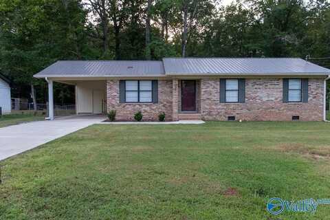 306 Woodall Lane, Scottsboro, AL 35768