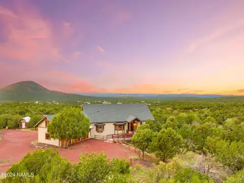 2667 E Overlook Drive, Williams, AZ 86046