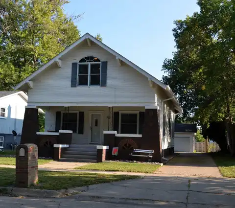 703 Spruce Ave, Norfolk, NE 68701