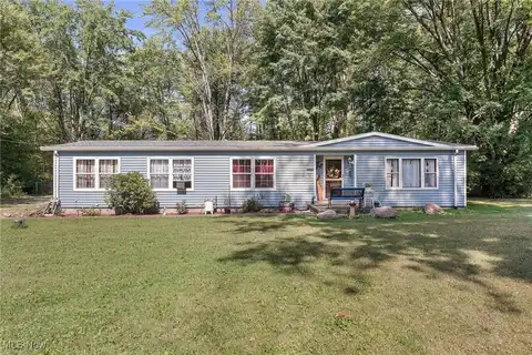 5780 Eagle Creek Road, Leavittsburg, OH 44430