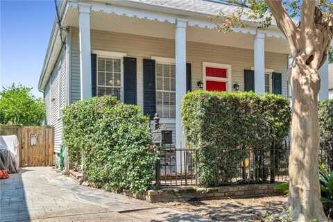 8218 BURTHE Street, New Orleans, LA 70118