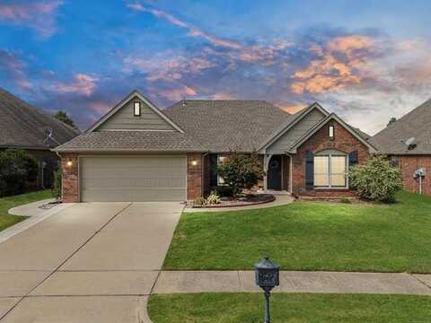 12522 S Cedar Place, Jenks, OK 74037