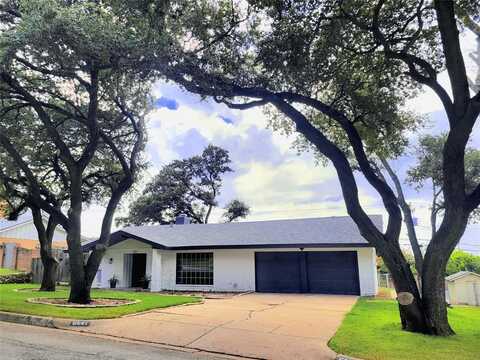 6541 Dakar Road W, Fort Worth, TX 76116