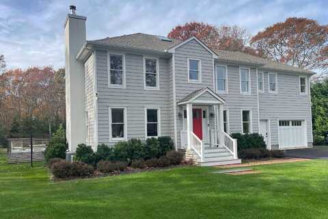 46 Old Fish Cove Road, Southampton, NY 11968