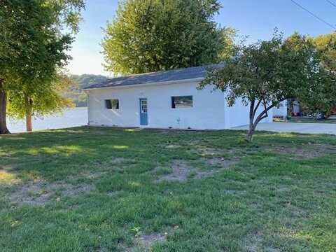 147 Abel Drive, Guttenberg, IA 52052