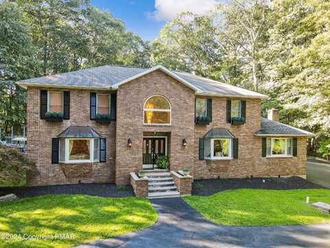 3038 Hemlock Road, Stroudsburg, PA 16830