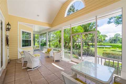 1156 Carolina Circle SW, Vero Beach, FL 32962