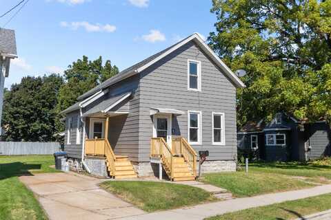 9 EVELINE Street, OSHKOSH, WI 54901