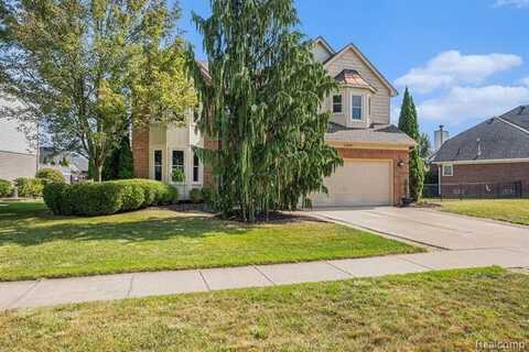 21074 Summerfield Drive, Macomb, MI 48044