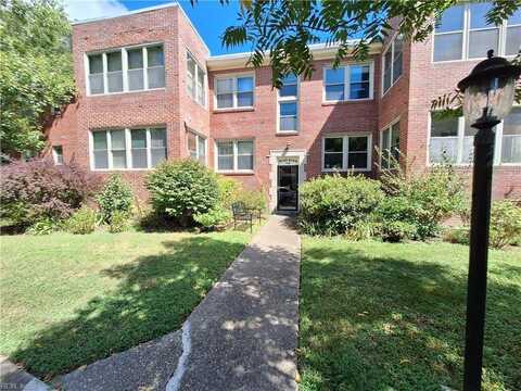 7716 N Shirland Avenue, Norfolk, VA 23505