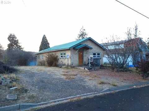 1336 LAKEVIEW AVE, Klamath Falls, OR 97601