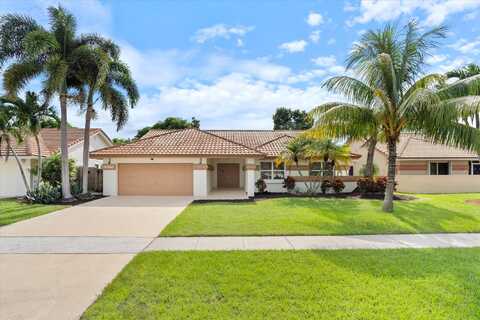 9768 Sun Pointe Drive, Boynton Beach, FL 33437