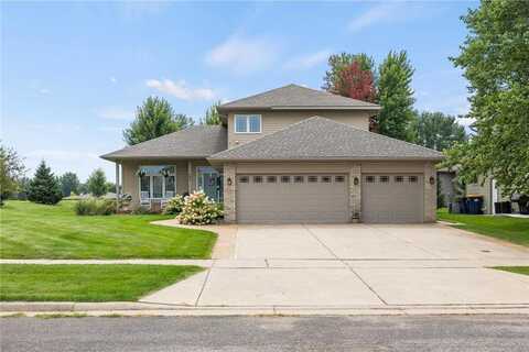 502 Riley Drive, Northfield, MN 55057