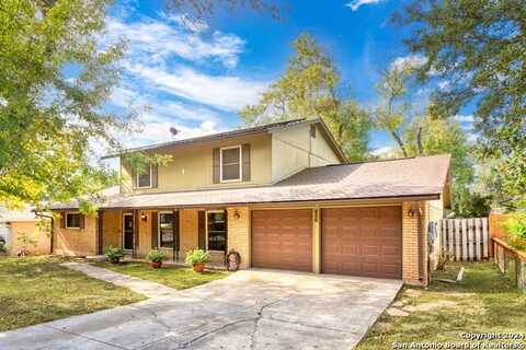 426 De Soto Dr, Universal City, TX 78148