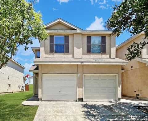 10826 Mathom Landing, Universal City, TX 78148