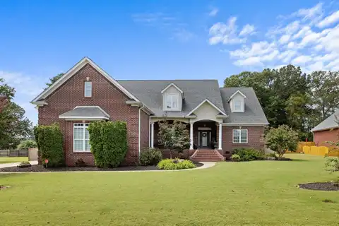 1825 Brentwood, Muscle Shoals, AL 35661