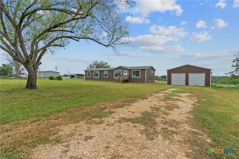 41 Private Road 3492, Gonzales, TX 78629