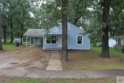 311 E 13th street, Hope, AR 71801