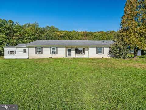 3180 VALLEY ROAD, BERKELEY SPRINGS, WV 25411