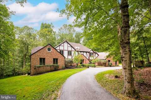 7800 GINGERBREAD LANE, FAIRFAX STATION, VA 22039