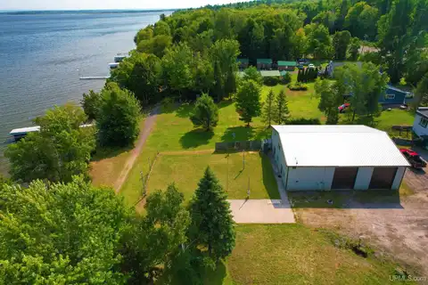 45080 US41, Chassell, MI 49916