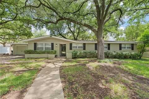 1717 Royal Oaks Drive, Waco, TX 76710