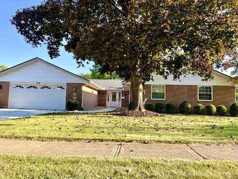 319 Beechgrove Drive, Englewood, OH 45322