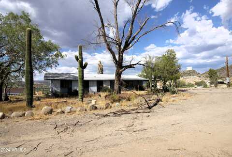 34965 S SCHOOL LOOP Road, Black Canyon City, AZ 85324