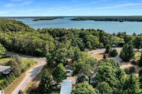 9200 N LONG LAKE ROAD, TRAVERSE CITY, MI 49685