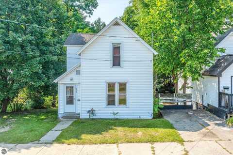 814 LYNN STREET, CADILLAC, MI 49601