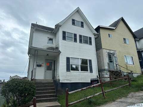 1917 14th Avenue, Altoona, PA 16601