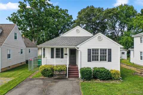 130 Roanoke Avenue, Colonial Heights, VA 23834