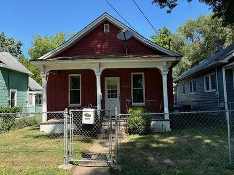 2420 Lyon Street, Des Moines, IA 50317