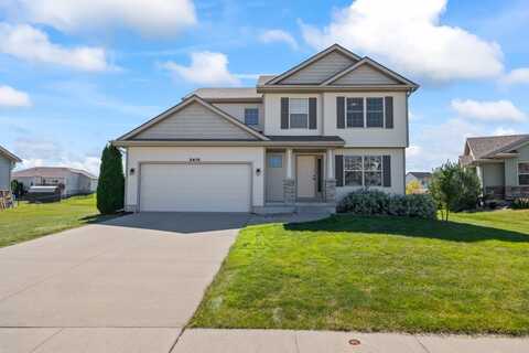 2415 White Oak Lane, Granger, IA 50109