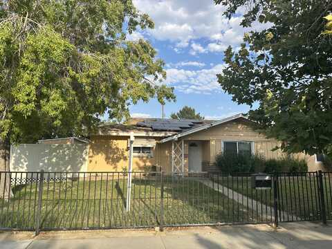 44560 Lostwood Avenue, Lancaster, CA 93534