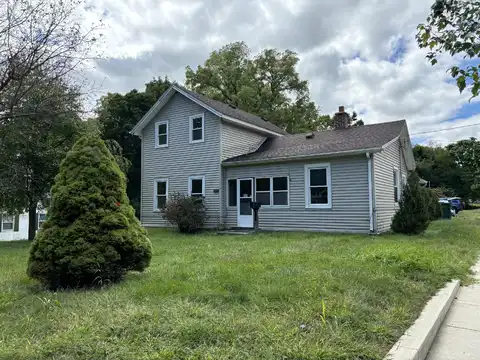 437 N Mulberry Street, Marshall, MI 49068