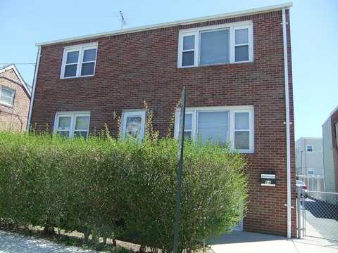 64 Naples Ave, Belleville, NJ 07109