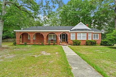 1216 Adeline St., Hattiesburg, MS 39401