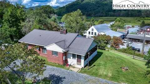 3606 Highway 194 S Valle Crucis Road, Sugar Grove, NC 28679