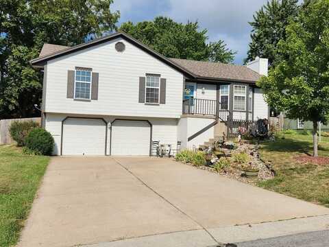 1512 NE Jade Street, Lees Summit, MO 64086