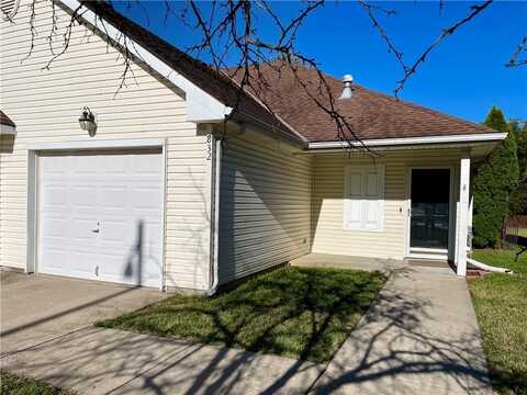 832 S Juniper Terrace, Gardner, KS 66030